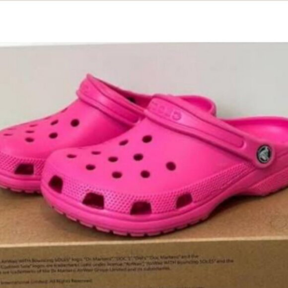 CROCS Classic Solid Clogs Pink Crush Size 8 - Picture 1 of 3